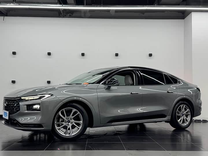 2022 Mondeo 2022 EcoBoost 245 Luxury