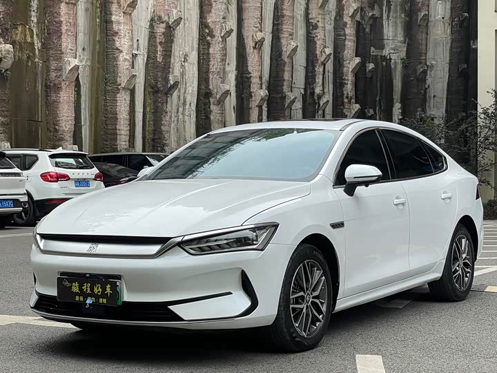 2022 Qin PLUS 2021 EV 400KM luxury model