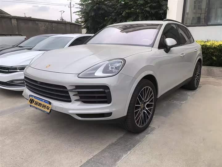 2023 Cayenne 2023 Cayenne 3.0T Platinum Edition