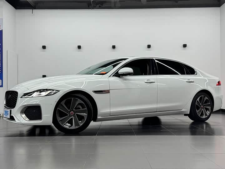 2022 Jaguar XFL 2021 XFL 2.0T P200 2WD Elite Deluxe Edition