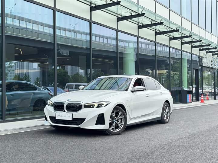 2022 BMW i3 2022 eDrive 35 L
