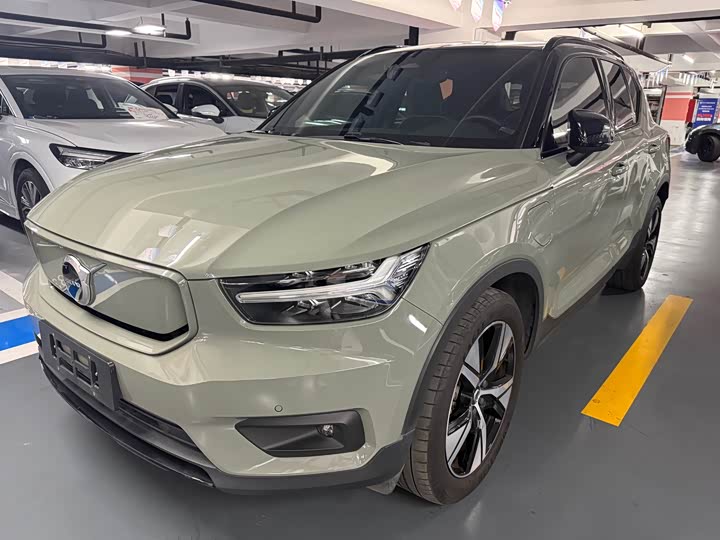 2022 Volvo XC40 New Energy 2022 Long Range Edition PRO