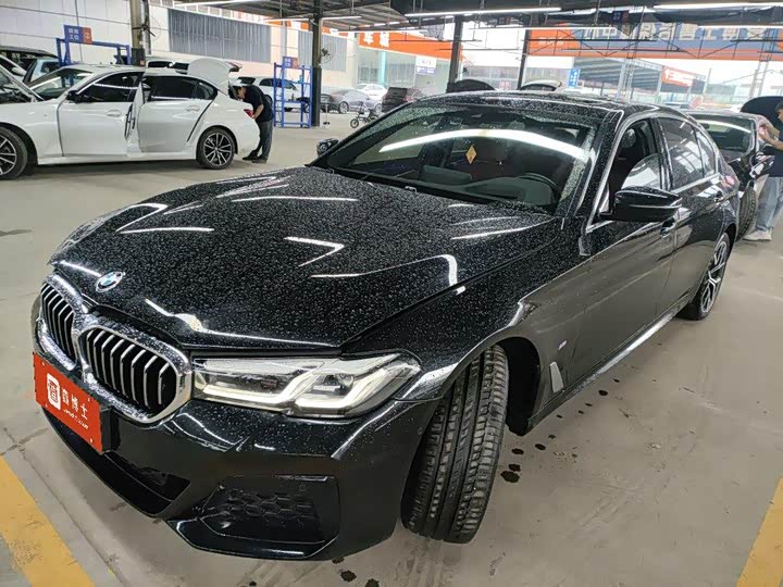 BMW 5 Series 2023 facelift 530Li exclusive M sports package