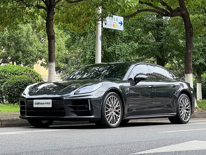 2024 2024 Porsche Panamera 4 Executive 2.9T