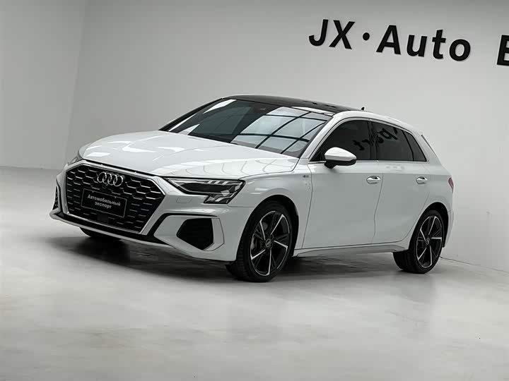Audi A3 2023 Sportback 35 TFSI stylish and sporty
