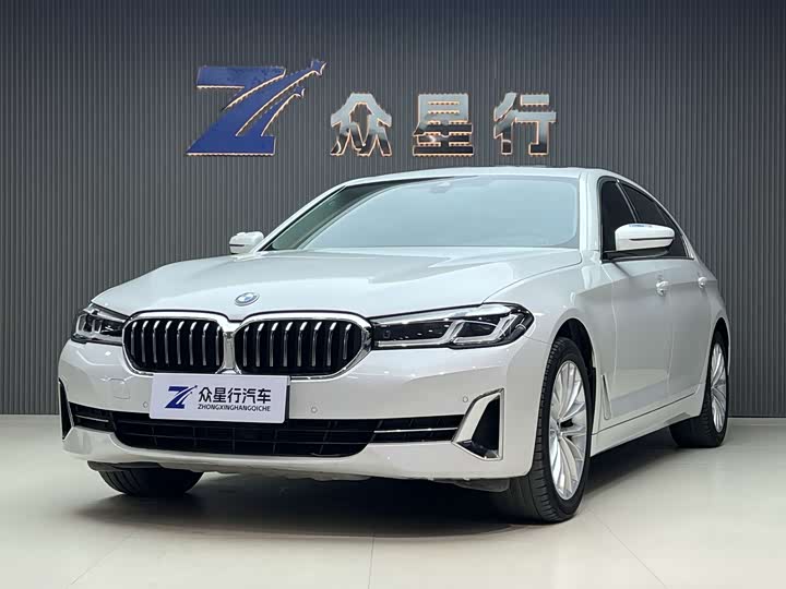 2022 BMW 5 Series 2022 525Li Luxury Package