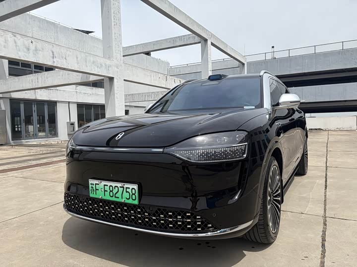 Wenjie M9 2024 extended range Max version 42kWh 6-seater version
