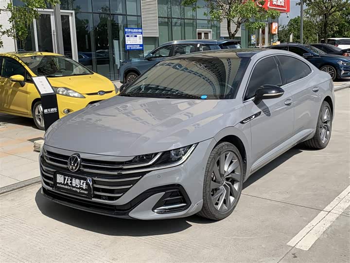 FAW-Volkswagen CC 2023 380TSI eye-catching version