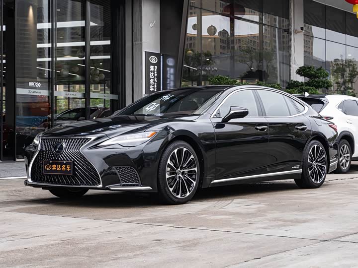 Lexus LS 2021 500h Executive Edition