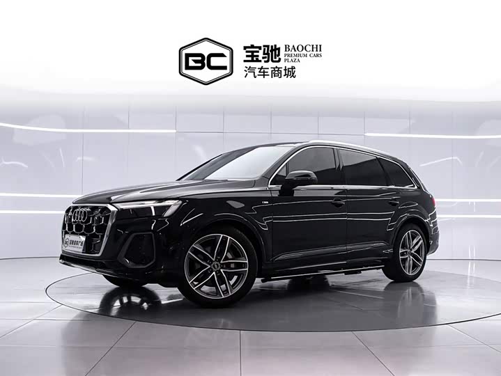 Audi Q7 2025 45 TFSI quattro S line sports