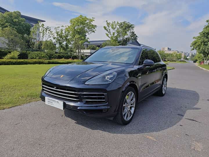 2021 Porsche Cayenne E-Hybrid 2.0T