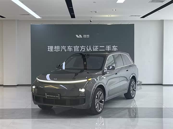 Ideal L8 2025 Max smart refresh version