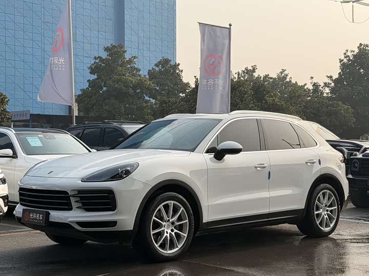 2021 Cayenne 2019 Cayenne 3.0T