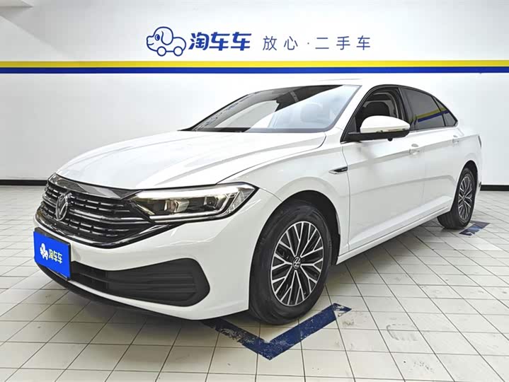 Sagitar 2024 200TSI DSG Flyover Edition