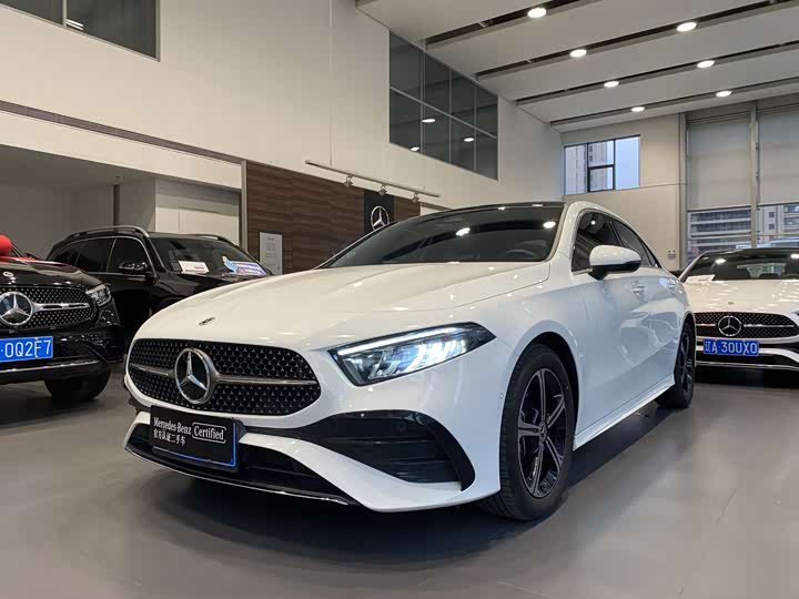 2023 Mercedes-Benz A-Class 2023 A 200 L Fashion Model