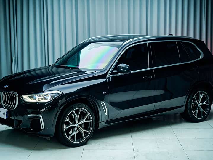 2023 BMW X5 2022 facelift xDrive 40Li M sports package