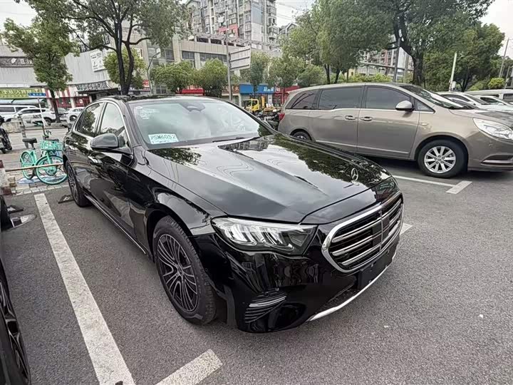Mercedes-Benz E-Class 2026 E 260 L Classic Edition