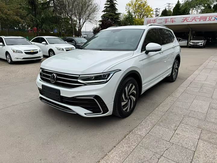 Tiguan L 2024 Model Outstanding Edition 330TSI Automatic 2WD R-Line Longyao Edition