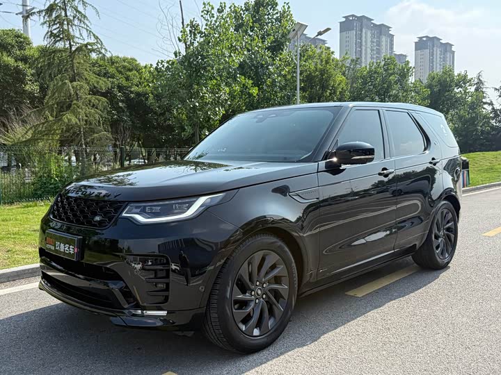 Discover the 2021 360PS R-Dynamic S