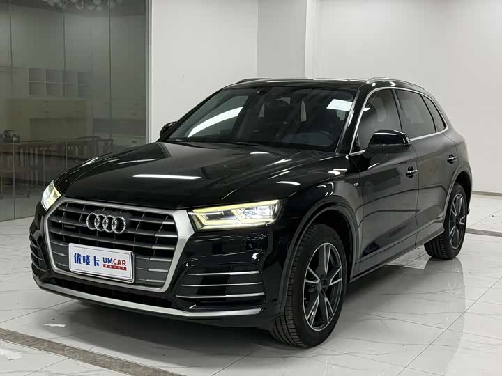 Audi Q5L 2020 facelift 40 TFSI enjoys fashionable style