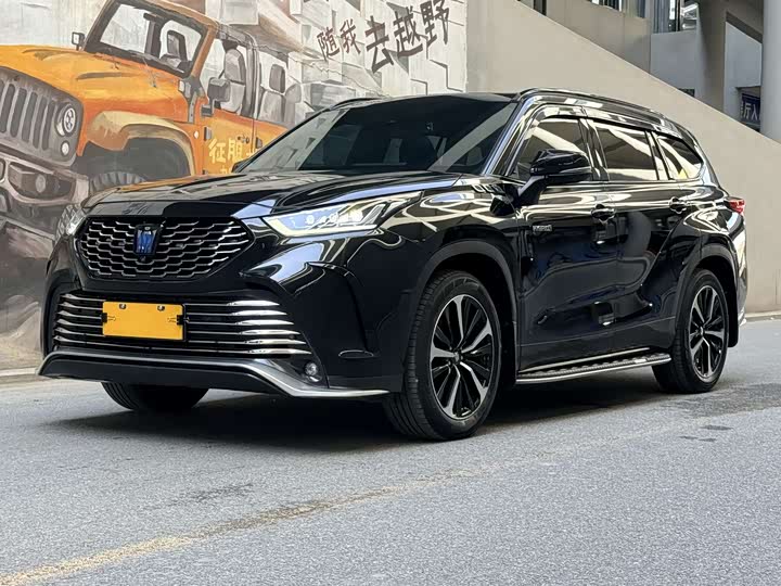 2022 Crown Lufang 2021 2.5L HEV four-wheel drive premium version