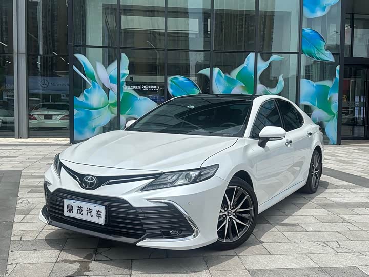 Camry 2021 2.5G Deluxe Edition