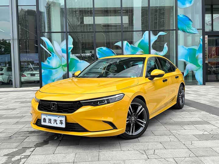 Stylish 2022 240TURBO CVT Exclusive Edition