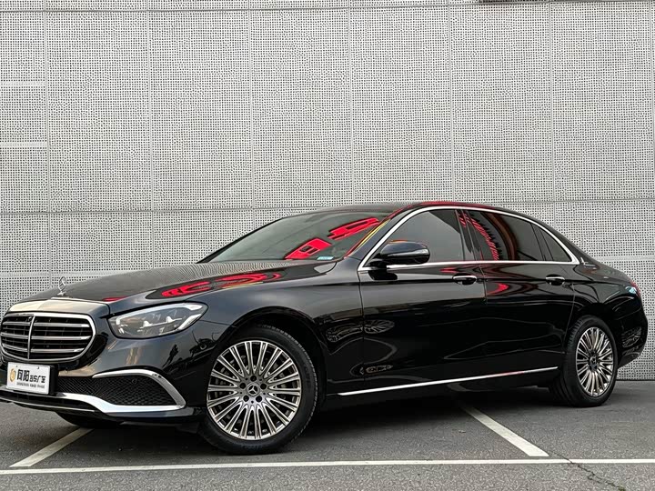 Mercedes-Benz E-Class 2023 E 300 L luxury model