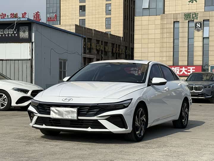 Elantra 2023 1.5L CVT LUX
