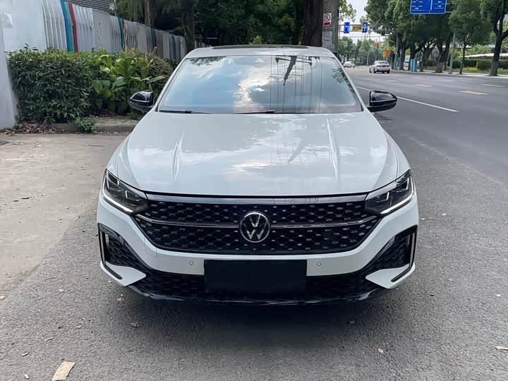 Lavida 2024 300TSI DSG Starry Sky Leading Edition