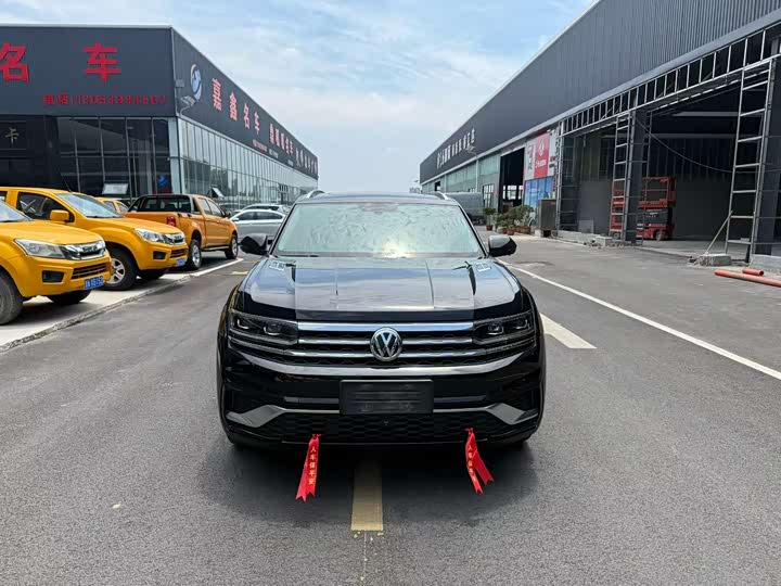 2021 Touron 2021 Touron X 330TSI two-wheel drive luxury version