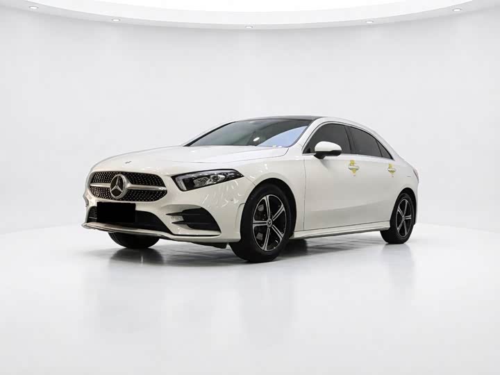2022 Mercedes-Benz A-Class 2022 Model 2 A 200 L Sports Sedan Fashionable
