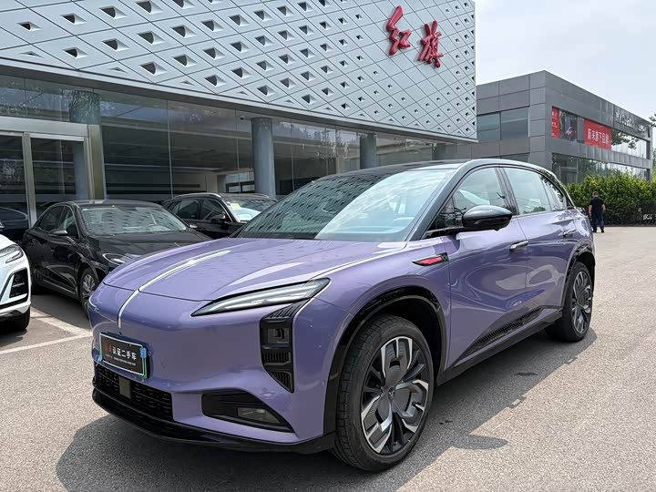 Hongqi Tiangong 08 2025 680 Ultra four-wheel drive version