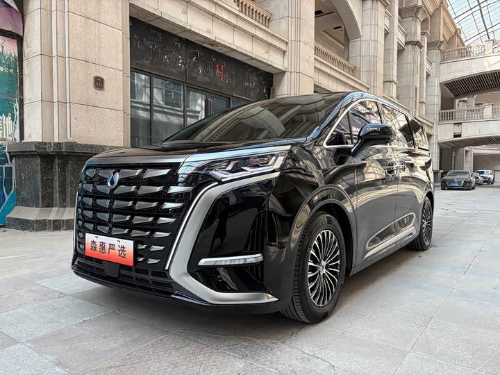 2023 Denza D9 2022 model DM-i 970 four-wheel drive flagship model