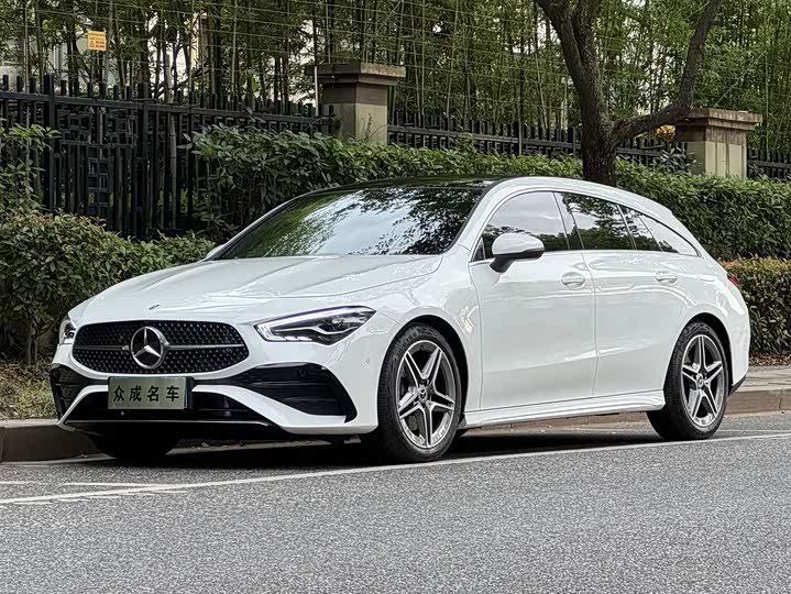 Mercedes-Benz CLA (imported) 2026 CLA 200 sports car