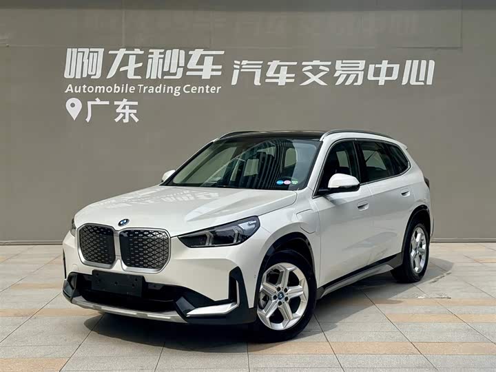 2025 BMW iX1 2023 eDrive25L X Design Package
