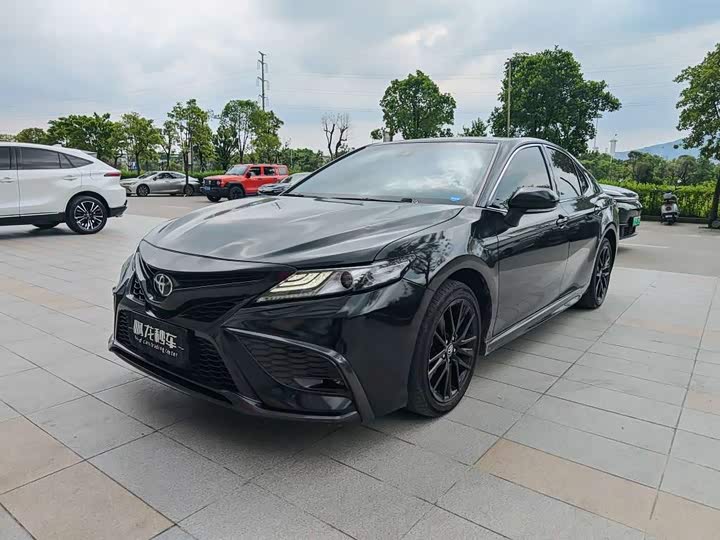 Camry 2022 2.0S Knight Edition