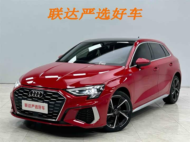 Audi A3 2022 Sportback 35 TFSI stylish and sporty
