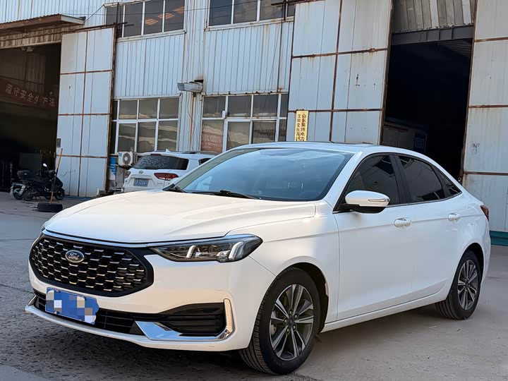 Escort 2021 1.5L Automatic Glory Edition