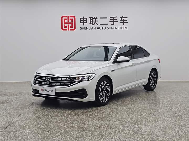 Sagitar 2025 Model 300TSI DSG Beyond Edition