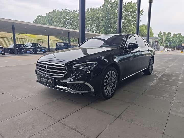 Mercedes-Benz E-Class 2022 E 300 L Fashion