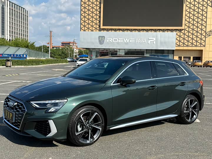 Audi A3 2023 Sportback 35 TFSI stylish and sporty