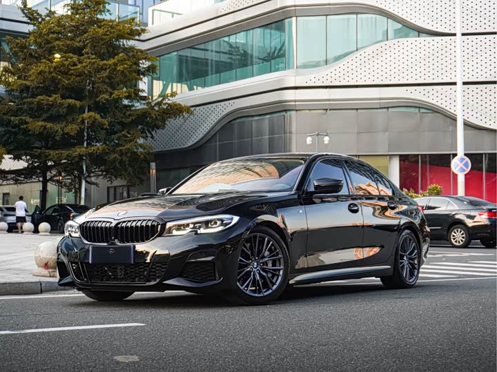 BMW 3 Series 2020 330i M Sports Night Package
