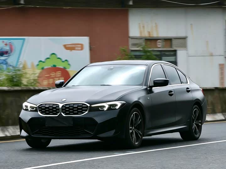 BMW 3 Series 2023 325i M Sports Package