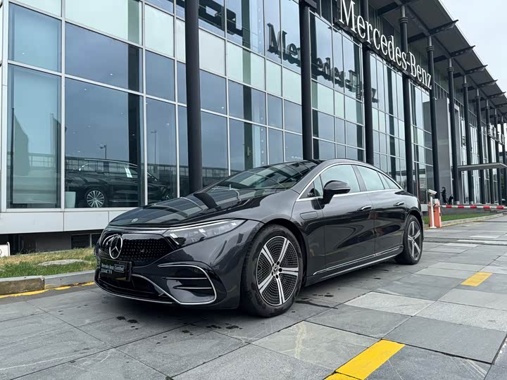 Mercedes-Benz EQS 2022 facelift 450 luxury version