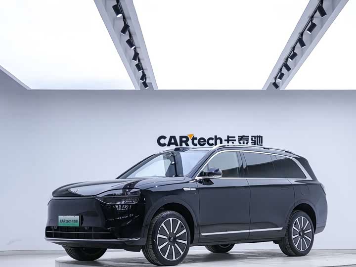 Wenjie M9 2024 extended range Max version 42kWh 6-seater version