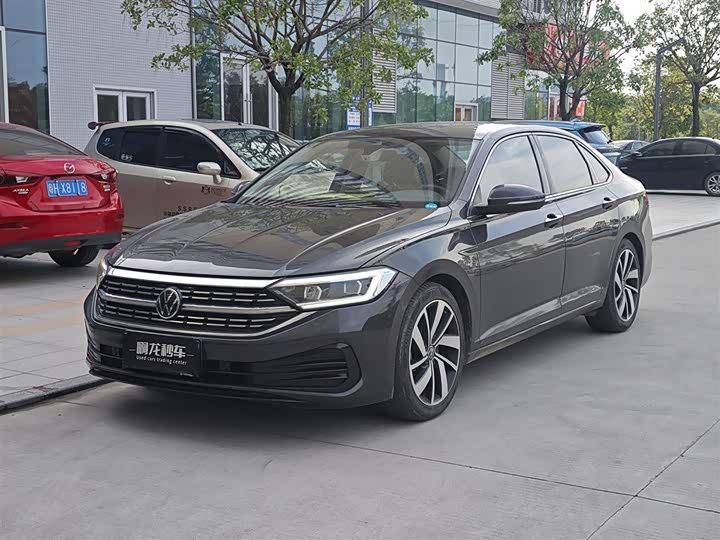 Sagitar 2023 300TSI DSG Excellence Edition