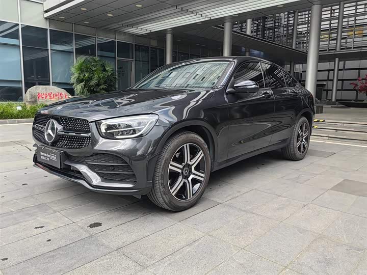 Mercedes-Benz GLC Coupe 2022 GLC 260 4MATIC Coupe SUV