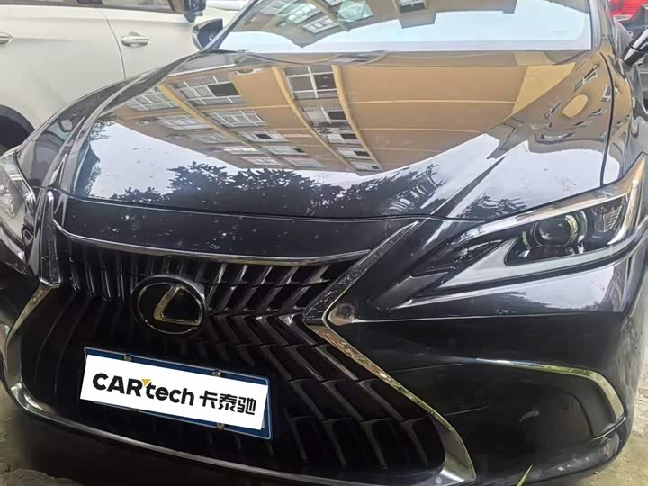 Lexus ES 2022 200 Deluxe Edition