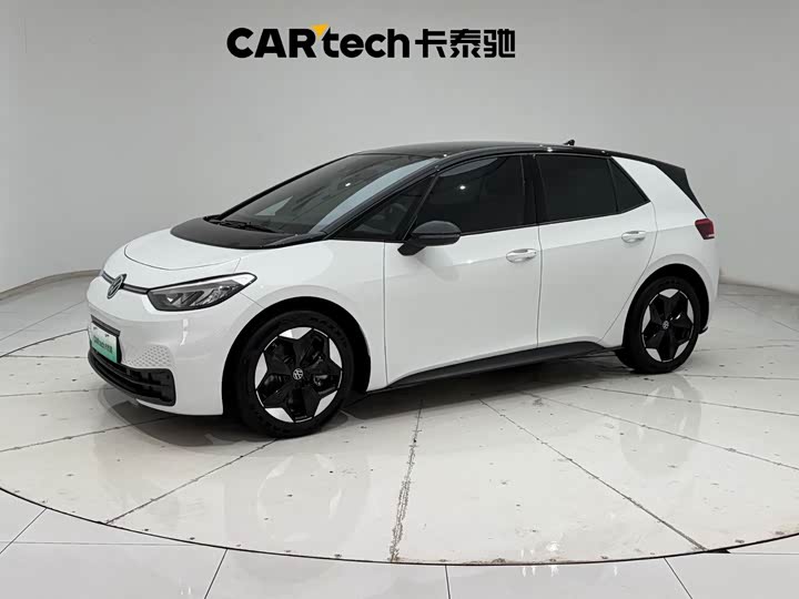 Volkswagen ID.3 2025 facelift smart model outstanding version